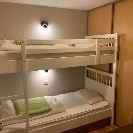 6 Pers - Les 4 Loups Au Pied Des Pistes